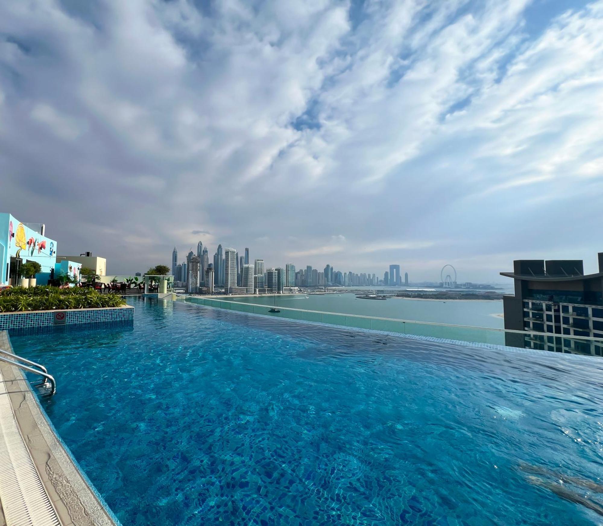 Apartment Coastal 1br Hideaway With Breathtaking Sea Views - 50ab5 *