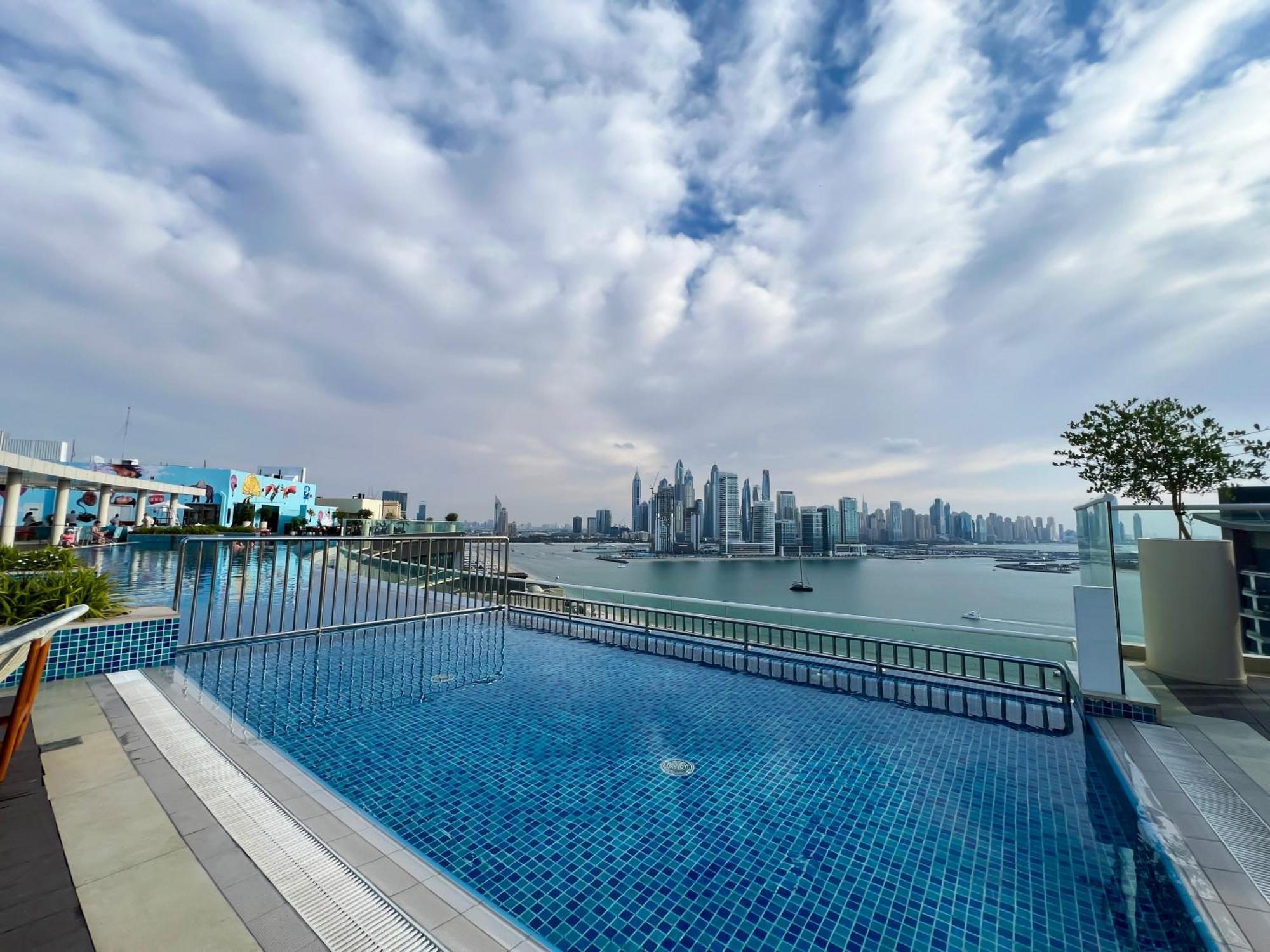 Coastal 1br Hideaway With Breathtaking Sea Views - 50ab5 Apartment Dubai