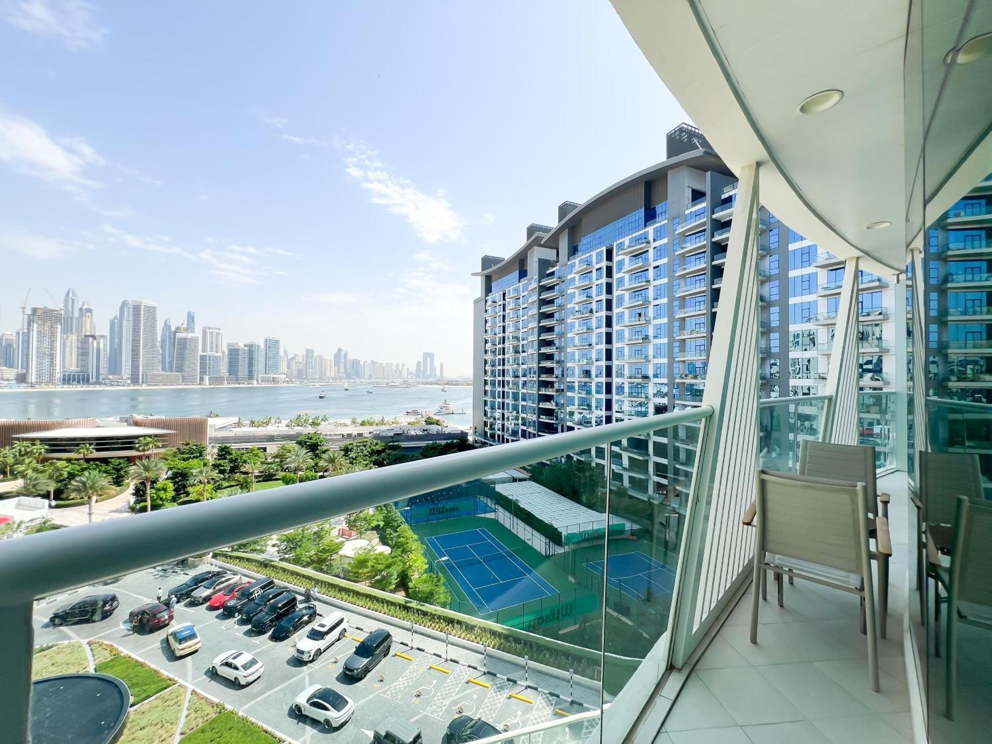 Coastal 1br Hideaway With Breathtaking Sea Views - 50ab5 Dubai