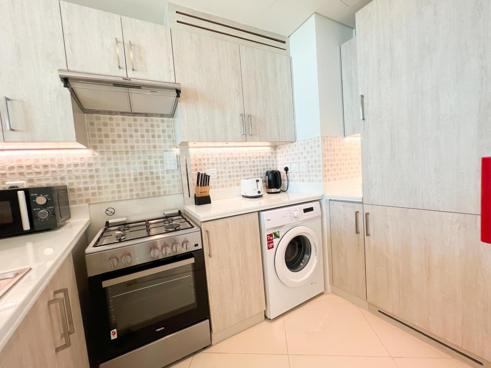 Coastal 1br Hideaway With Breathtaking Sea Views - 50ab5 Apartment