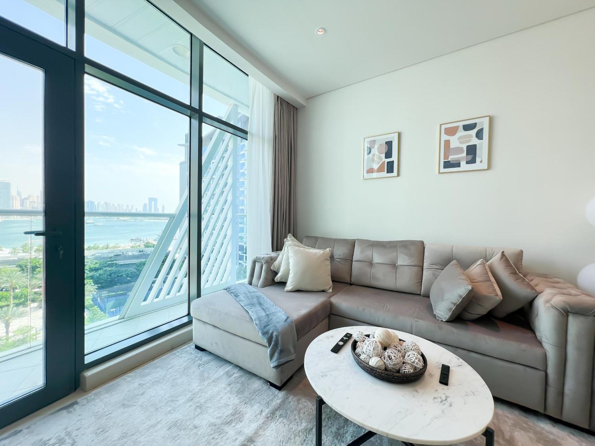 Apartment Coastal 1br Hideaway With Breathtaking Sea Views - 50ab5 Dubai